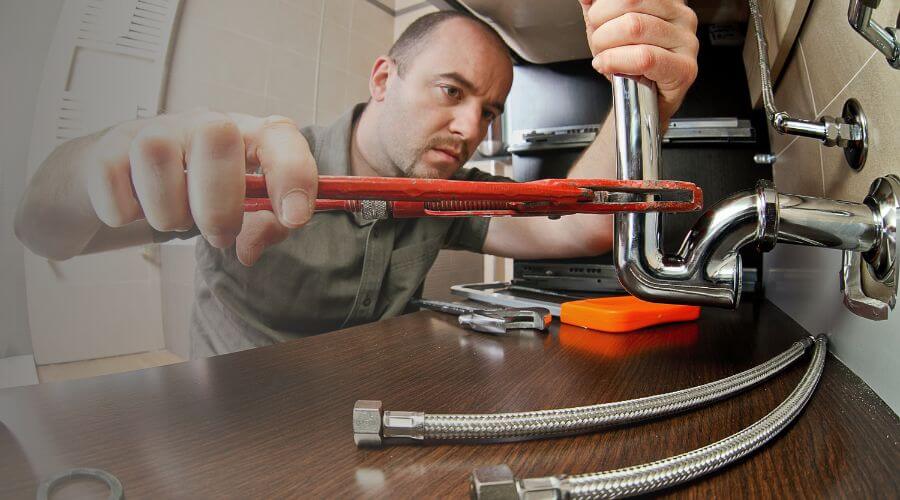 Expert burst pipe repair services in Plantersville, AL
